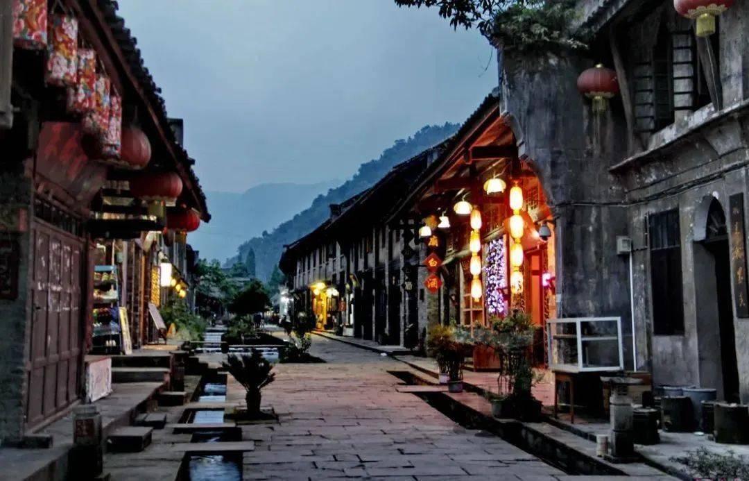 美丽乡村别墅逃生